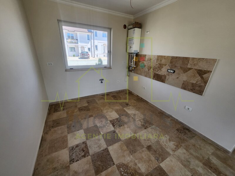 Case insiruite sau apartamente cu gradina. Giroc langa DAF.